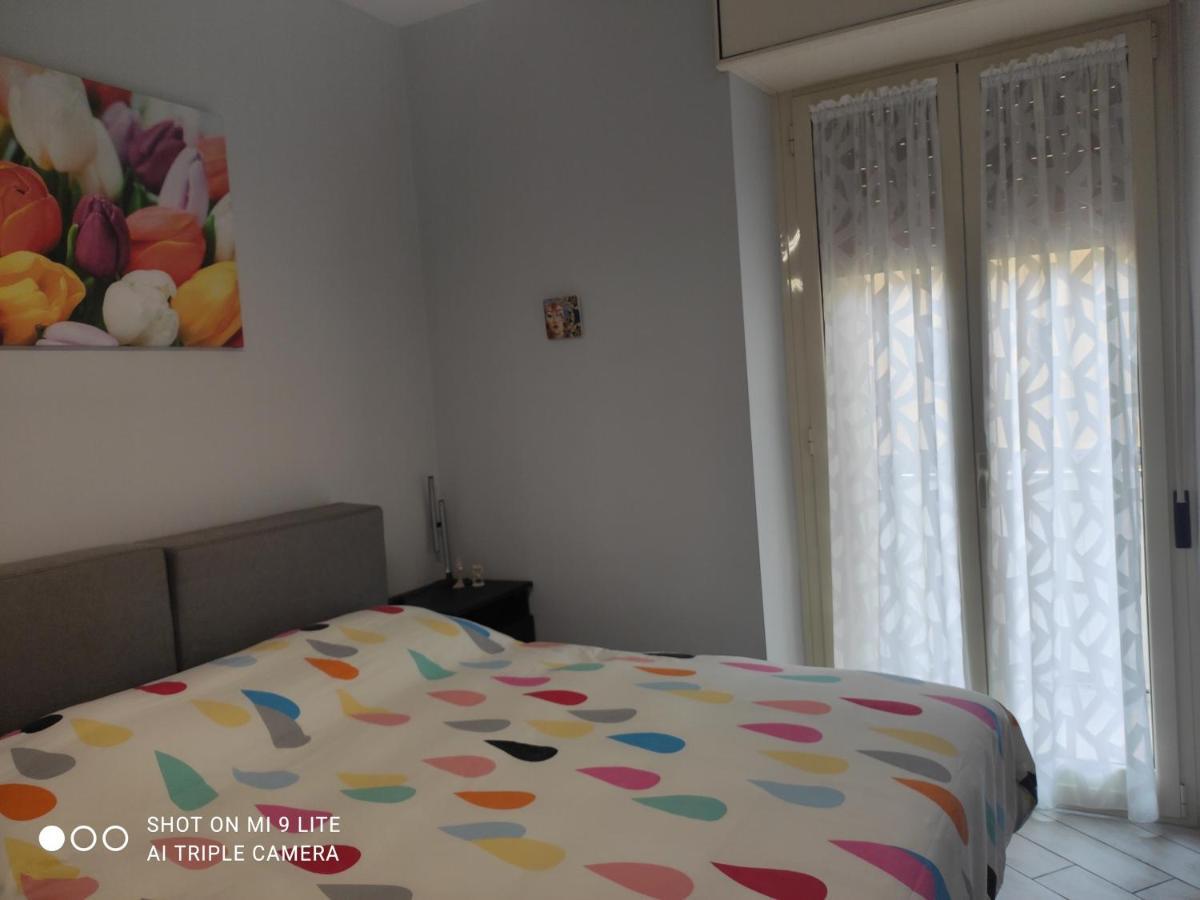 Casa Vacanze Zia Rose Nápoles Exterior foto